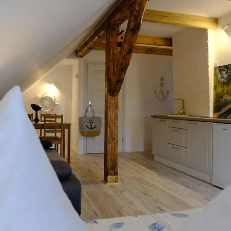 Siedlisko Egniu Nad Jeziorem Pojezierze Drawskie Alojamento de Turismo Rural *